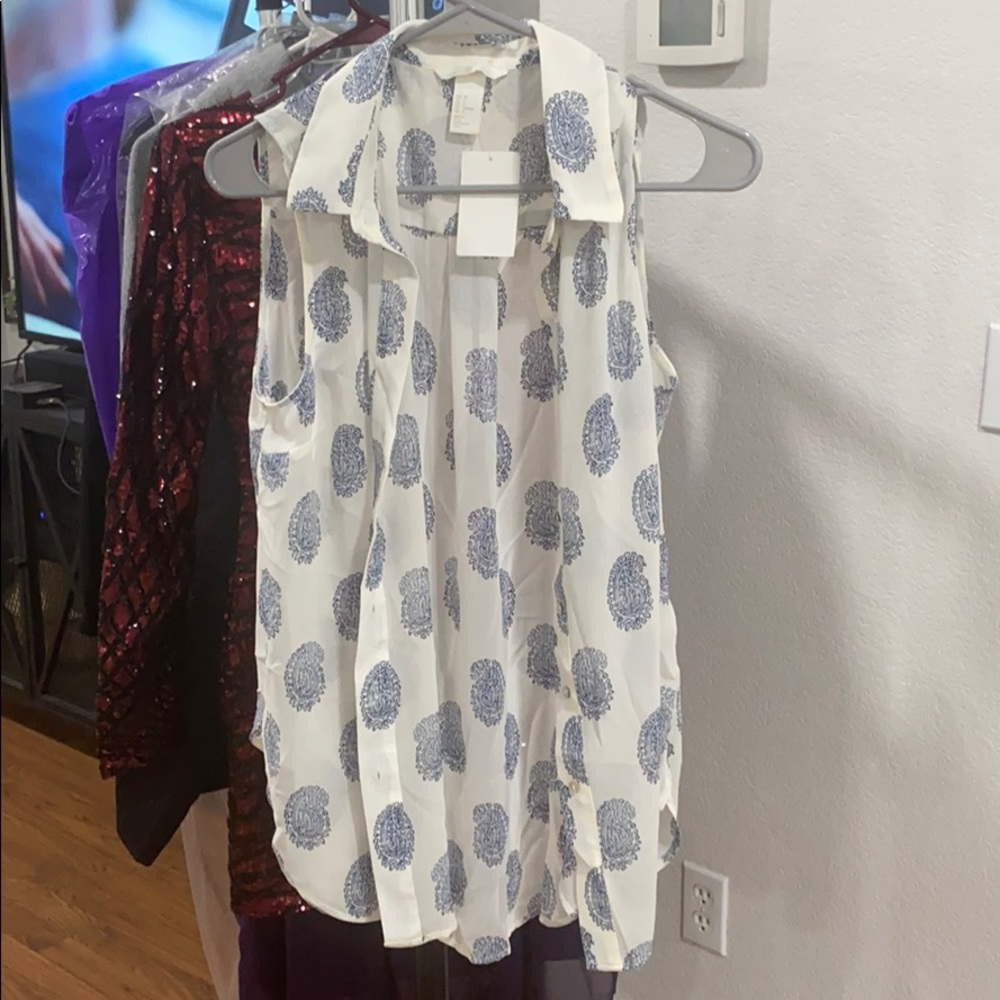 Cream and Navy sheer top